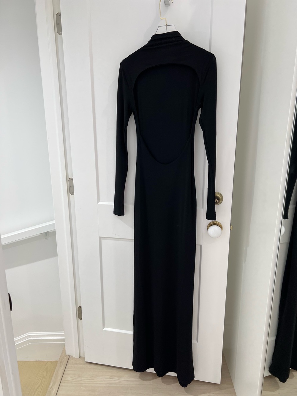 Meshki slinky Black maxi dress - Picture 4 of 6